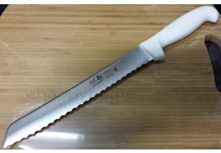 Miniatura 2 de ICEL Cubertería de 8.0 in con borde ondulado y cuchillo para cortar pan con mango blanco