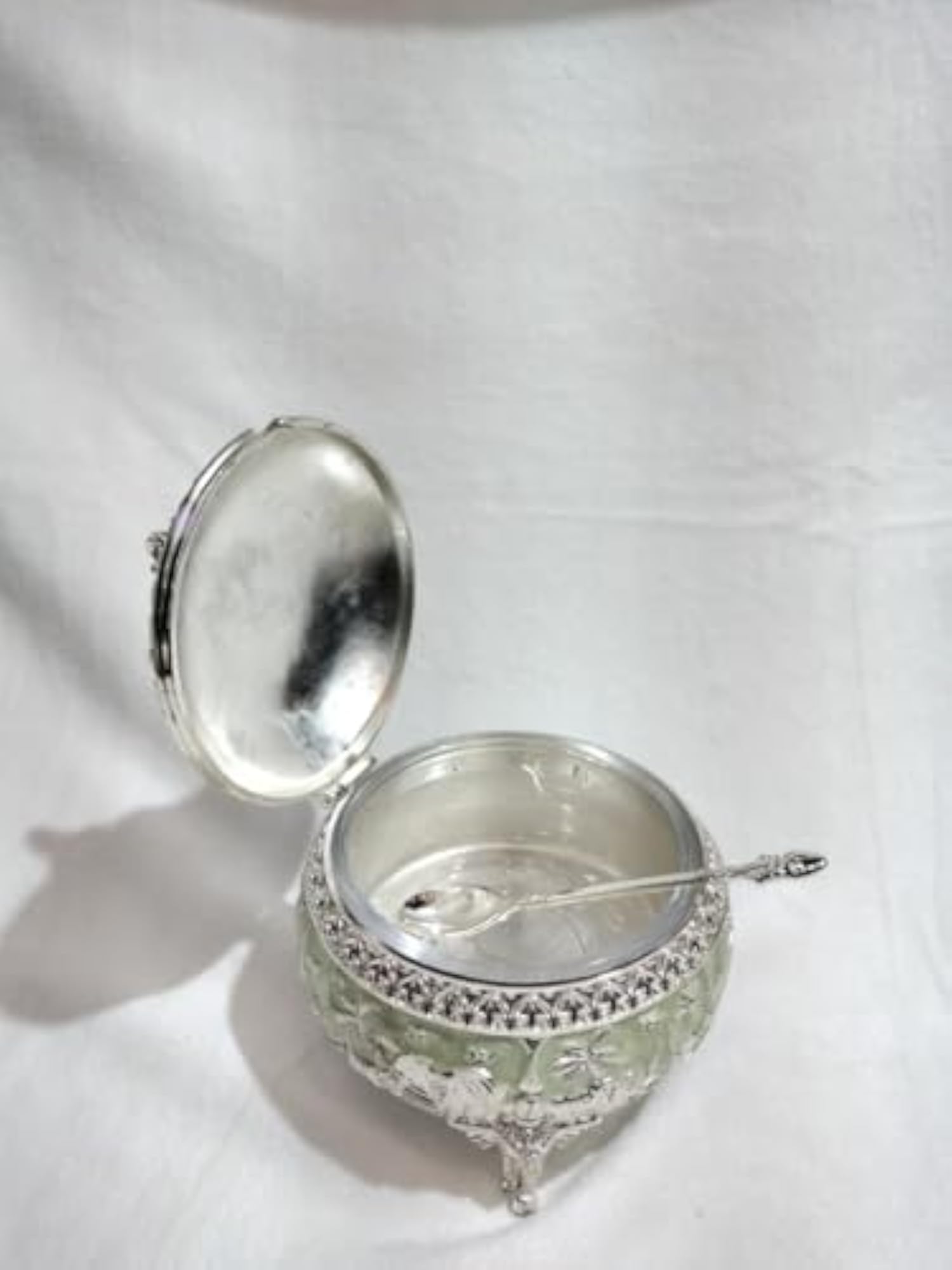 Traditional Multipurpose German Pista Storage Box