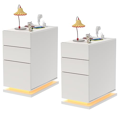 CHOWGOLI Table de Chevet Étroite avec Prise et Station de Charge, Lot de 2, avec Éclairage LED, Table de Nuit Chevet de Lit avec 3 Tiroirs, Tablle de Nuit...