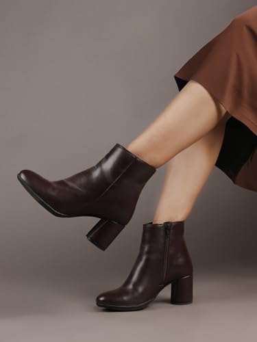 Image of ELLE Women's Stylish Ankle Boots with Block Heel