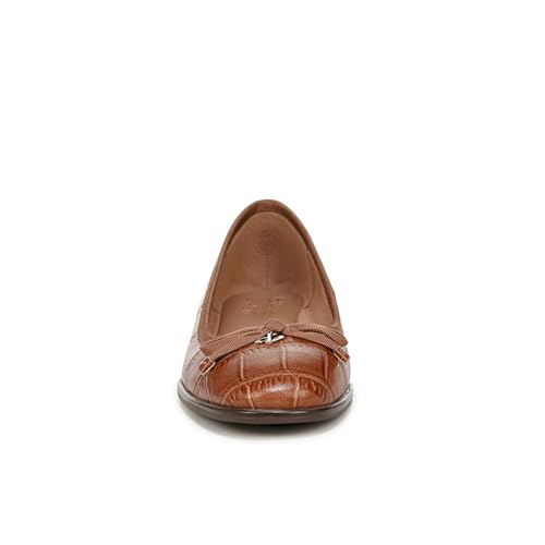 Image of Naturalizer Essential