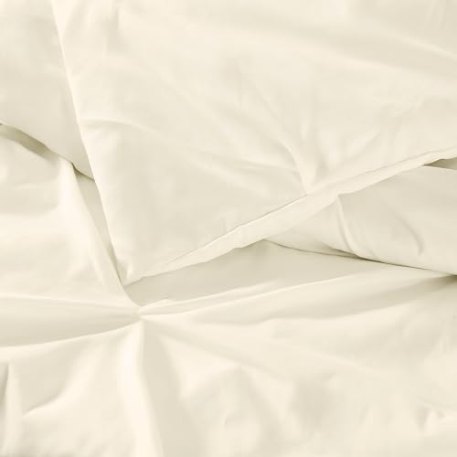 TRULY SOFT Pleated Vanilla Twin XL Comforter Set by TRULY SOFT - Used condition - Image 2
