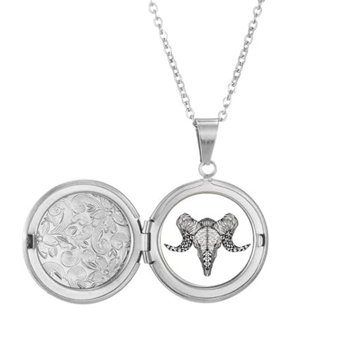 Collier antilope longues cornes au style sauvage pour vos tenues d'été
