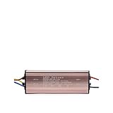 El Driver No Dimable puede alimentarse con tensión alterna de 220V directamente, entregando la tensión y corriente nominal para el encendido del LED sin necesidad de utilizar resistencias u otros reguladores.
