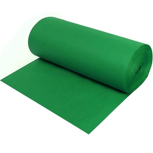 Alfombra de boda verde para decorar la pasarela de tu ceremonia exterior 2