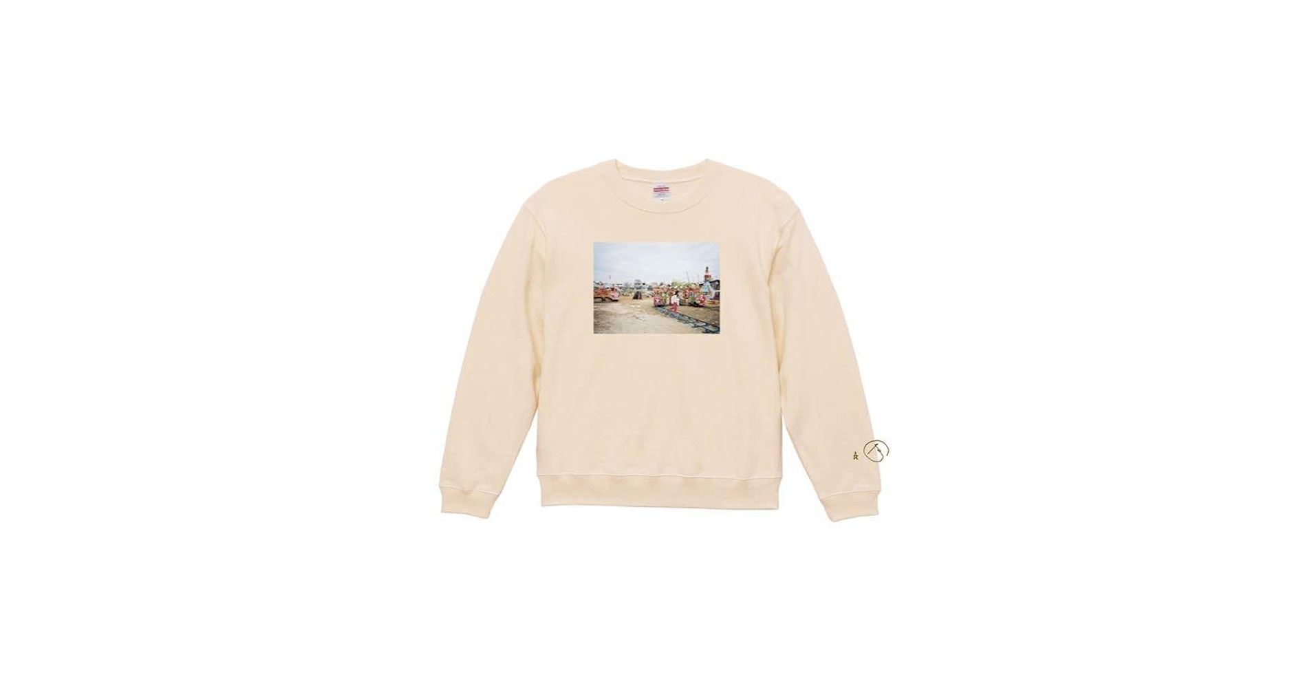 広瀬すず　10周年写真集　レジャー・トレジャー 限定品グッズ ホワイト Tシャツ Amazon.co.jp: 広瀬すず 写真集 レジャートレジャー 受注 T