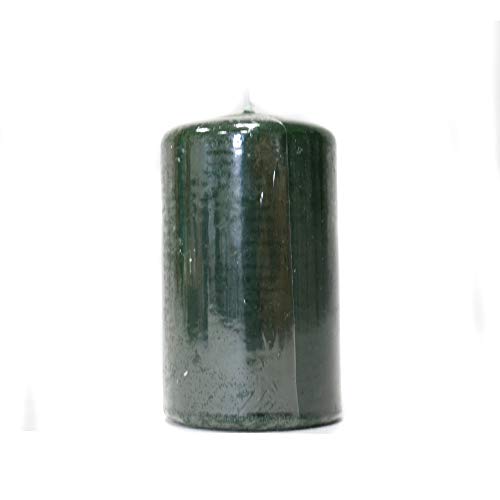 WeCandle Bougie Cylindre Vert Sapin 6x10cm Cover