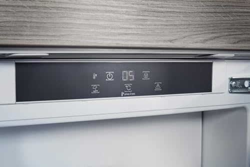 Einbaukühlschrank mit Gefrierfach Bauknecht KSI 12GF3, 122 cm