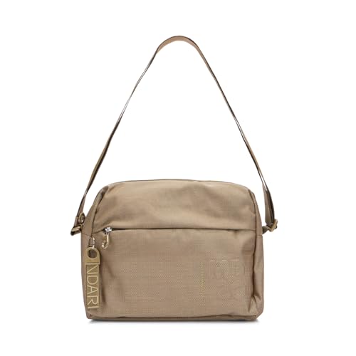 Borsa a tracolla realizzata in mitrix, materiale storico Mandarina Duck che si caratterizza per resistenza, versatilità ed effetto cangiante. Presenta una tasca esterna zippata, comode e organizzate tasche interne, incluso un apposito vano porta cellulare.