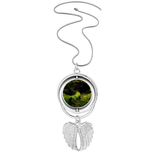 Collier pendentif ailes d'ange et herbe verte, le cadeau poétique idéal