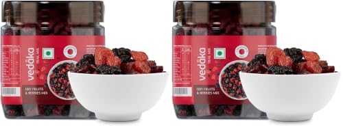 Image of Amazon Brand - Vedaka Berries Mix | 200 g | Blueberry, Strawberry, Cranberry and Black Currant | Healthy Snacking (Pack of 2)