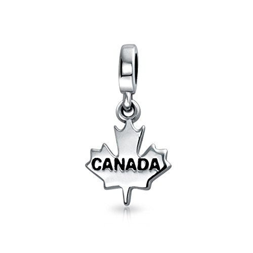 Abalorio de plata .925 oxidada con diseño de hoja de arce canadiense para pulsera