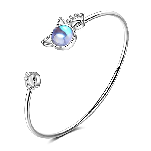 Bracelet à breloques élégant pour femmes : l'accessoire glamour pour un mariage chic