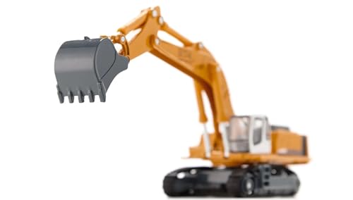 SIKU 1847 Heavy Haulage Transporter with Flat-Bed Trailer