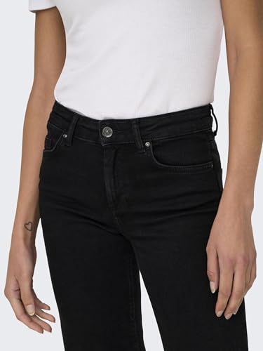Close-up des Denim-Stoffes der ONLY Rea2343 Noos: Weicher Stretch mit 1% Elastan für Bewegungsfreiheit und Formstabilitä...