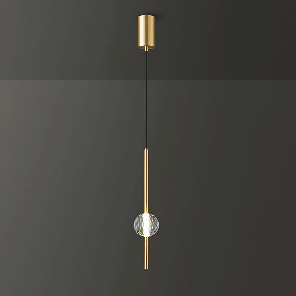 Suspension en laiton et globe de verre chic pour éclairage de chevet