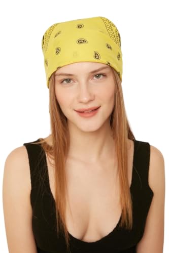 Satin Head Scarf for Women - Lightweight Square Scarves & Bandanas, Soft Satin Neck Scarf for Everyday Wear