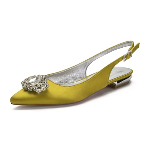 Robe de soirée de mariage sublimée par des ballerines en satin
