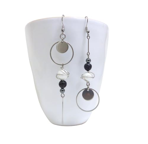 Expédié le lendemain de la commande. Boucles d'oreilles noir blanc dépareillées asymétriques céramique lave hématite et acier inoxydable
