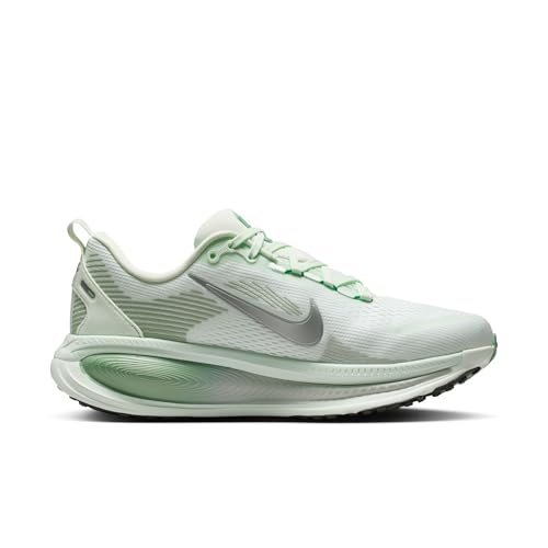 Nike Vomero 18 HM6804 Chaussures de course sur route pour femme, Barely Green Metallic Silver Steam, 38 EU