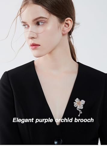 Broche de mariposa morada para lucir en bodas de tarde y cenas de gala 5