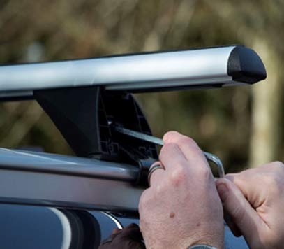 MP Essential Universal 1.2m 90kg Locking Aluminium Car Roof Bars Cross for Profile Flush Rails - Image 9