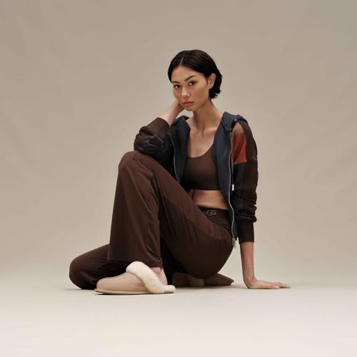 UGG Women's Britta Pant3