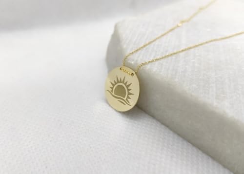 Pendentif soleil gravé en argent et sa chaîne de 45 cm pour l'été - 2