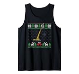 Le design du pull de Noël moche affiche un paysage urbain animé avec ambulance festive, bus scolaire, bulldozer, et plus encore Chaque véhicule arbore une ambiance de vacances au milieu d'une scène urbaine enneigée. Parfait pour célébrer la saison avec un esprit unique, ludique et communautaire