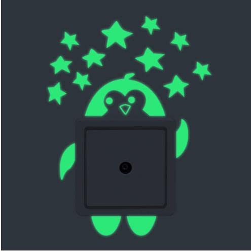 Lot de 2 stickers muraux lumineux pingouin pour interrupteur