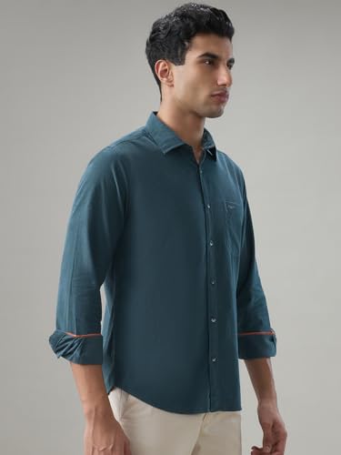 Image of Park Avenue Men Slim Fit Solid Pattern Pure Cotton Semi Cut Away Collar Full Sleeve Casual Shirt