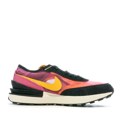 Nike Boy's Waffle One (Big Kid)2