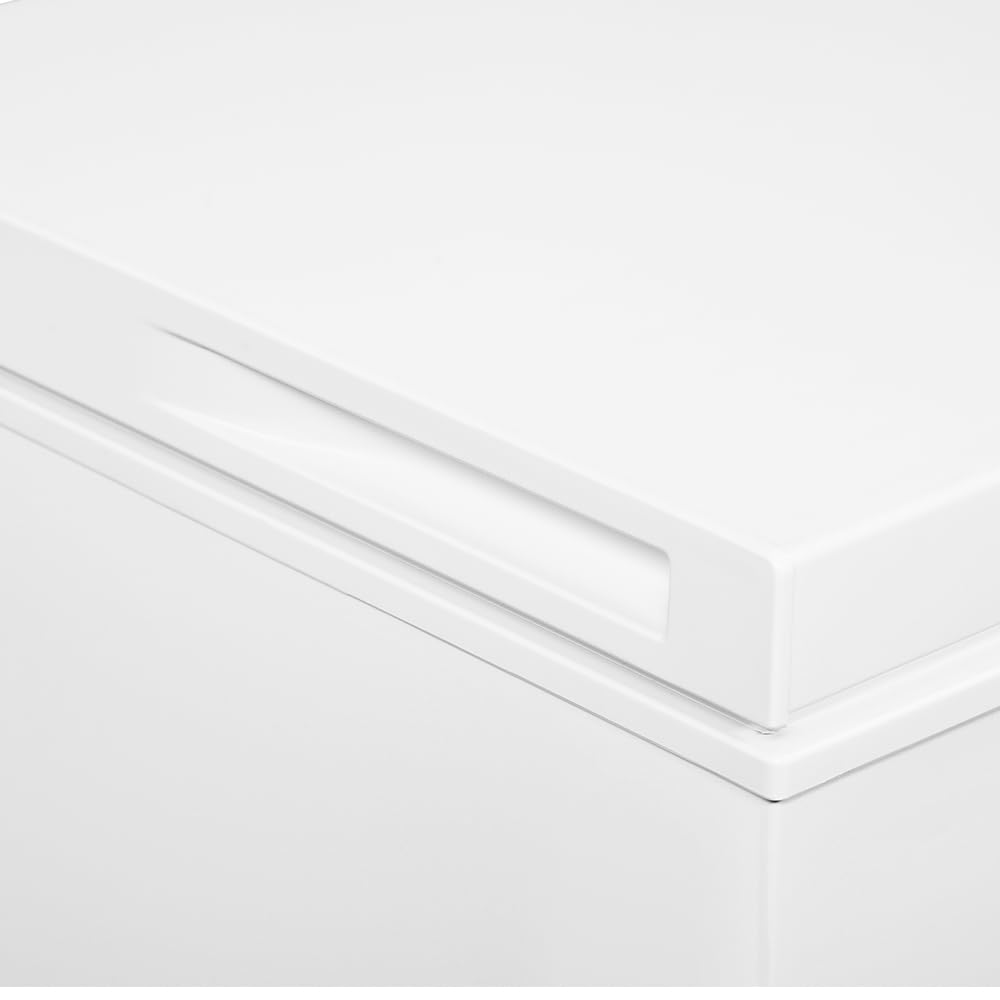 Svan Congelador horizontal Blanco SCH1501EDC. Capacidad 142 Litros, Dual Cooling, 1 Cesta, Bajo nivel Sonoro, Eficiencia Energética Clase E [Clase de eficiencia energética E]