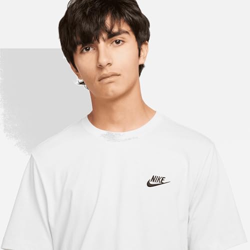 Image of Nike Men's Sportswear Club T-Shirt