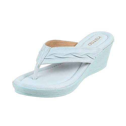 Image of Metro Women Synthetic Leather Wegde Heel Sandal