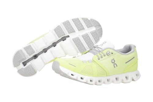 Image of On Women's Cloud 5 Sneakers