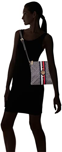 Image of Tommy Hilfiger Women's Jaden Plus Crossbody