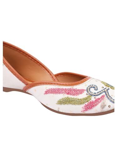 Image of SilverArrow Ethnic Embroidery Jutti with Beautiful Design for Women & Girls