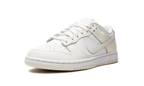 Image of Nike Dunk Low SE Women's Trainers