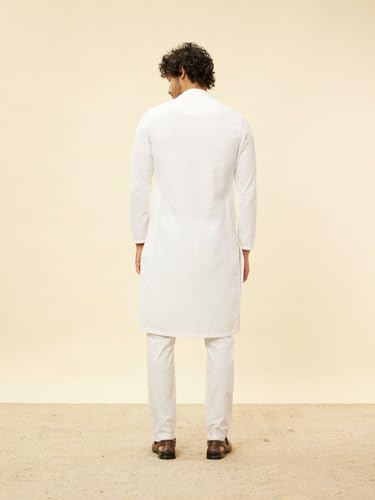 Image of Manyavar Men's Embroidered Kurta Pajama Set (2pcs)