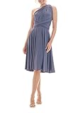 BRAUTJUNGFERNKLEID: Durch die verschiedenen Bindemöglichkeiten, Größen und Farb-Nuancen sind die Juvell-Kleider die perfekte Wahl für alle Brautjungfern, Trauzeuginnen und Hochzeitsgäste.