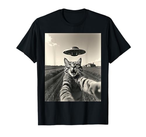 Funny Cat Selfie UFO UAP Aliens Extraterrestre Invasion T-Shirt