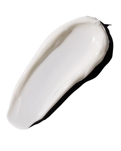 The Body Shop Vitamin E Intense Moisture Cream (1x 50ml), Hydrating Face Moisturiser Suitable for Dry Skin, 72hr Moisturiser with Hyaluronic Acid & Vitamin E, Nourishing Daily Face Cream - Image 3