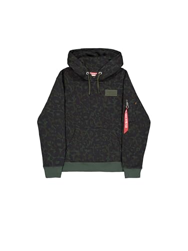 Hoodie Camo Alpha Industries pour un style streetwear urbain affirmé