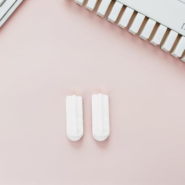 Cabilock 20-Pack Vacuum Compression Bag Clips for Clothes and Bedding Reusable Plastic Sealing Clamps Universal Air Valve for Food Storage for Travel and Home Organization