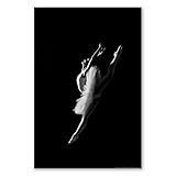 Postereck - 0016 - Bailarina Dando un Salto en Ballet, Mujer – Arte de Pared Impresión, Lámina de Danza, Decoración Elegante - Poster - DIN A4 21,0 cm x 29,7 cm