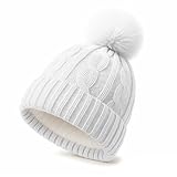 bonnet pompon femme Design Tendance avec Pompon: Son pompon en fausse fourrure et son style tricot torsadé élégant en font un accessoire d’hiver femme à la fois pratique et à la mode – idéal pour un look chic et cosy.