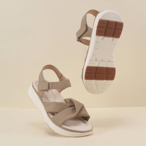 Image of Mochi Women's 44-221-11 Sandal