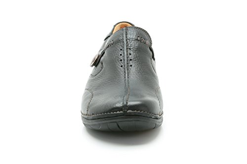 Image of Clarks Women's Un Loop Moccasin