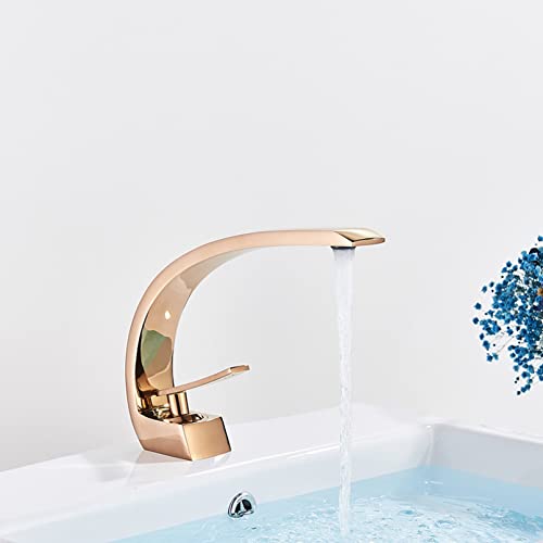 Robinet de vanité de salle de bain gold pour rénover son intérieur